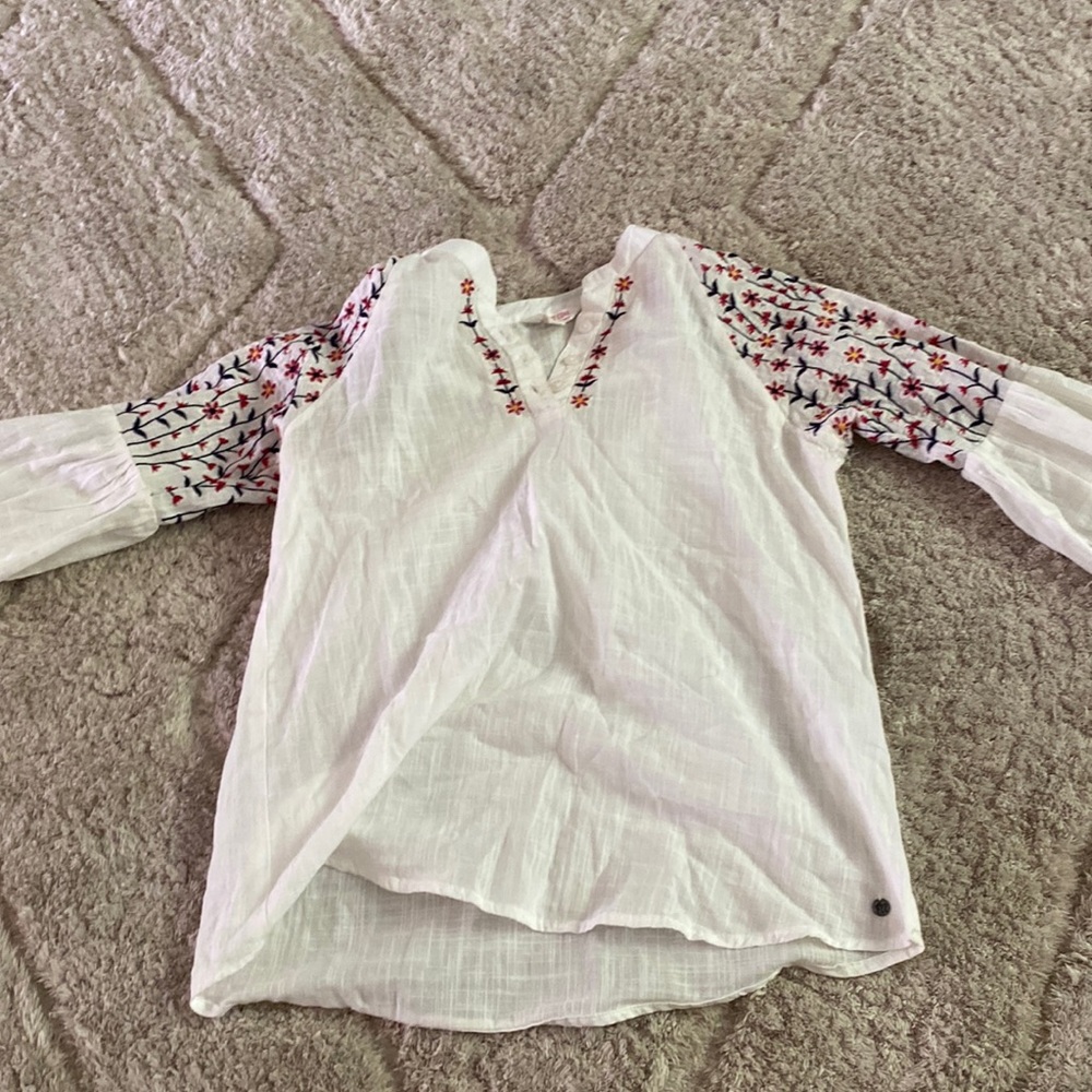Girl’s Long Sleeve